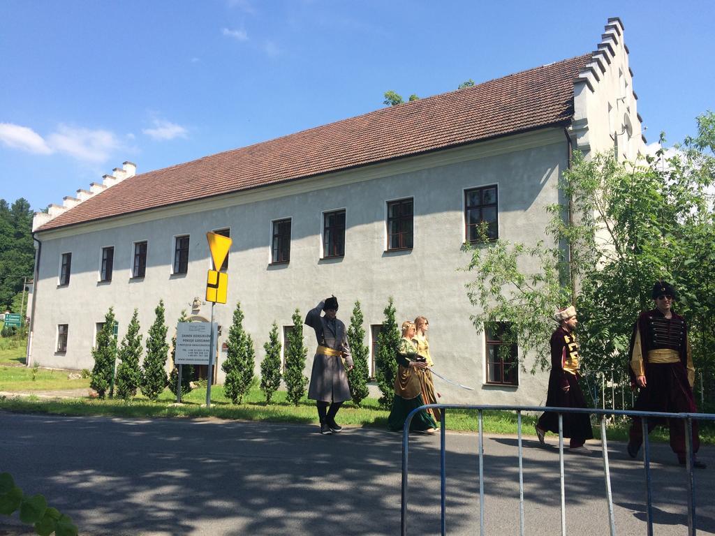 Zamek W Dziegielowie Esterno foto