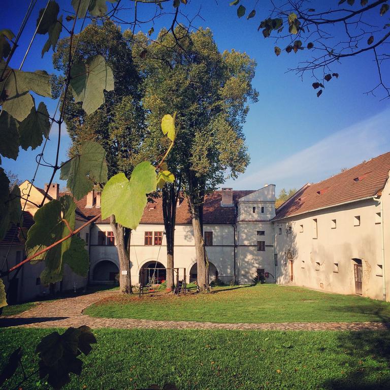 Zamek W Dziegielowie Esterno foto